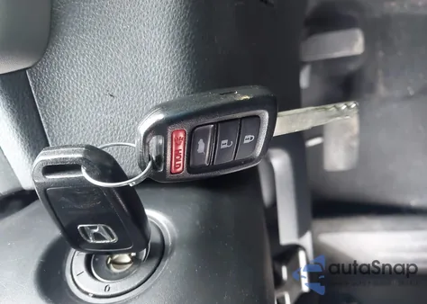 2020 Honda Hr-V Awd Lx z USA, uszkodzony, nr VIN 3CZRU6H3XLM737876